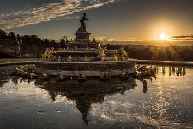 versailles-palace-and-park-private-guided-day-tour-from-paris