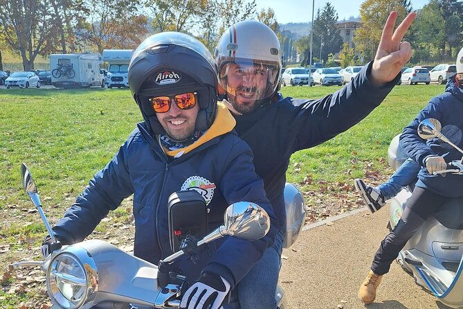 vespa-tour-in-the-langhe-with-winery-visit-and-lunch