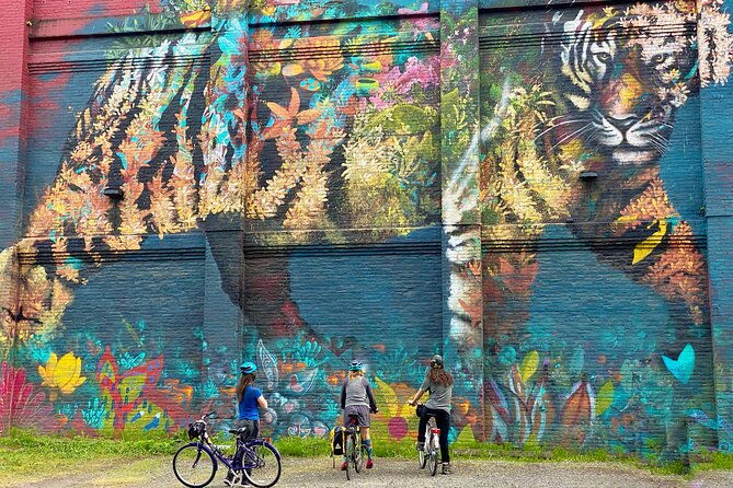 viator-exclusive-street-art-of-portland-2-hour-bike-tour-2