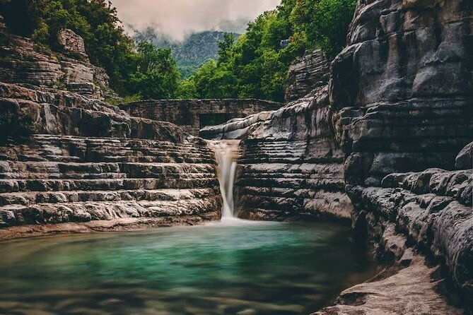vikos-gorge-and-papingo-one-day-tour-from-ioannina