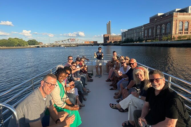 vineyard-voyages-floating-wine-tasting