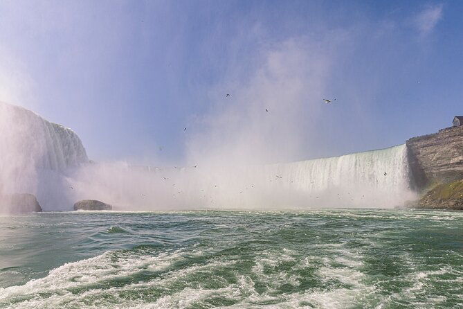 vip-first-access-maid-of-the-mist-and-cave-of-the-winds