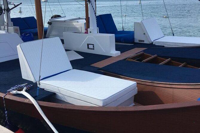 vip-morning-delight-champagne-sailing-and-snorkeling-with-lunch