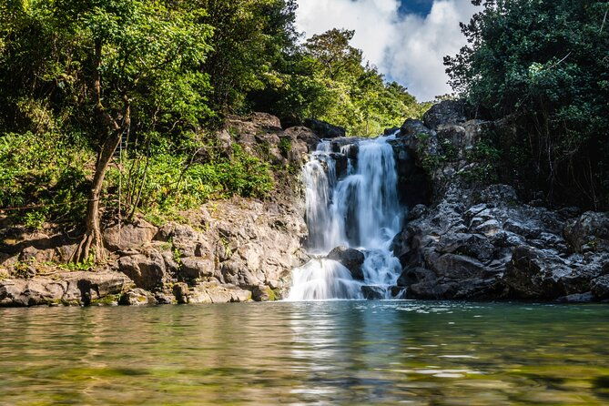 vip-private-road-to-hana-tour-in-cadillac-escalade-with-pickup-2