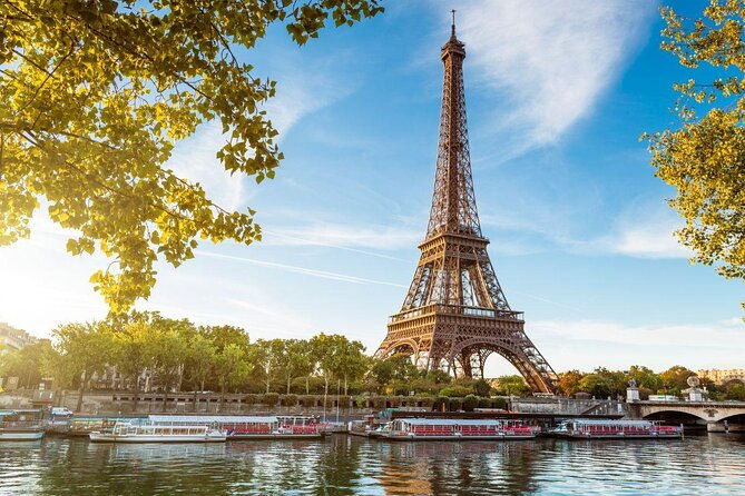 visit-the-eiffel-tower-at-your-own-pace-self-guided-audio-tour