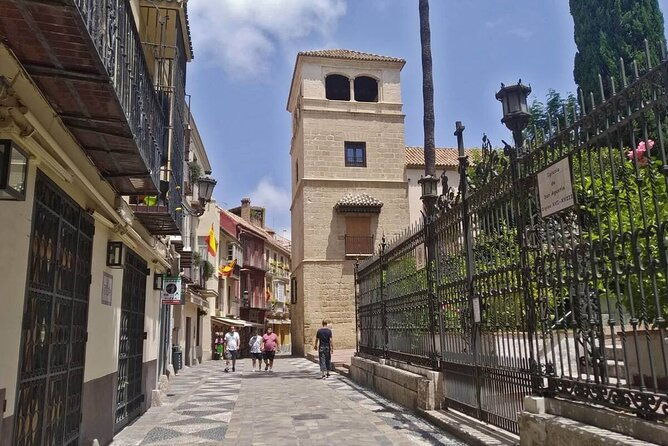 visit-the-picasso-museum-with-an-accredited-guide-2