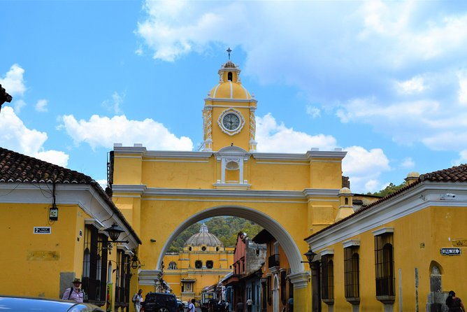 walking-tour-antigua-an-open-museum