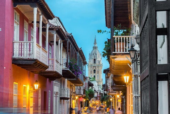 walking-tour-in-walled-city-and-getsemani-cartagena