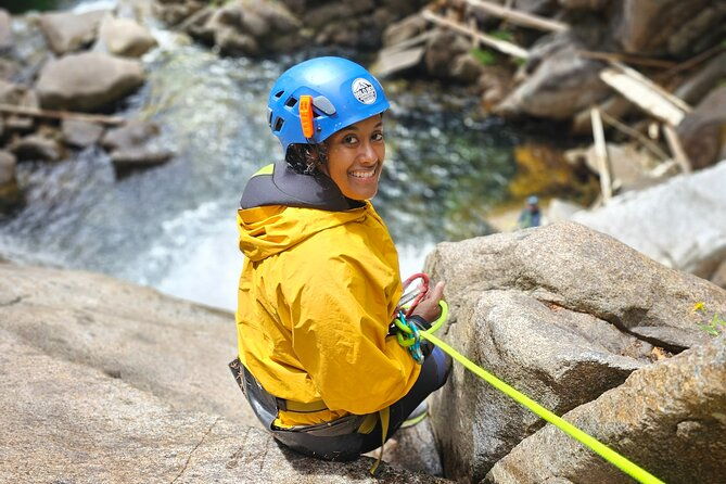 waterfall-rappelling-canyoneering-adventure-photo-package