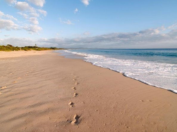 west-bay-sightseeing-tour-plus-seven-mile-beach-visit