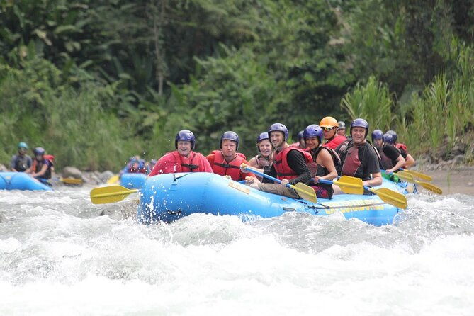 white-water-rafting-reventazon-river-from-puerto-viejo-limon