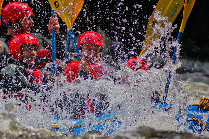 whitewater-rafting-adventure-rapid-session-upper-dee-valley
