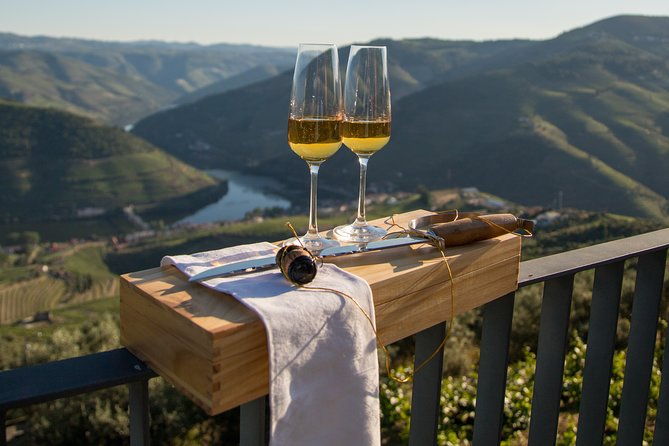 wine-experience-with-a-sommelier