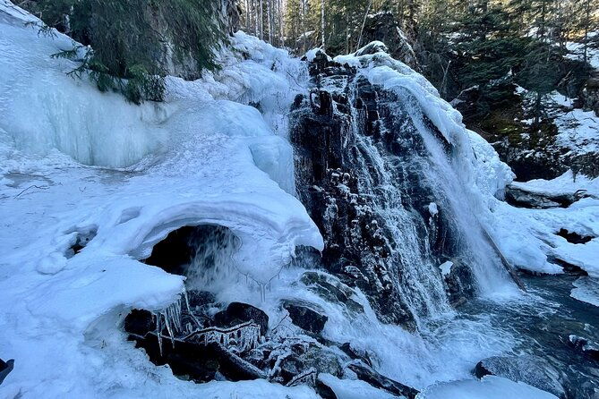 winter-waterfall-walk