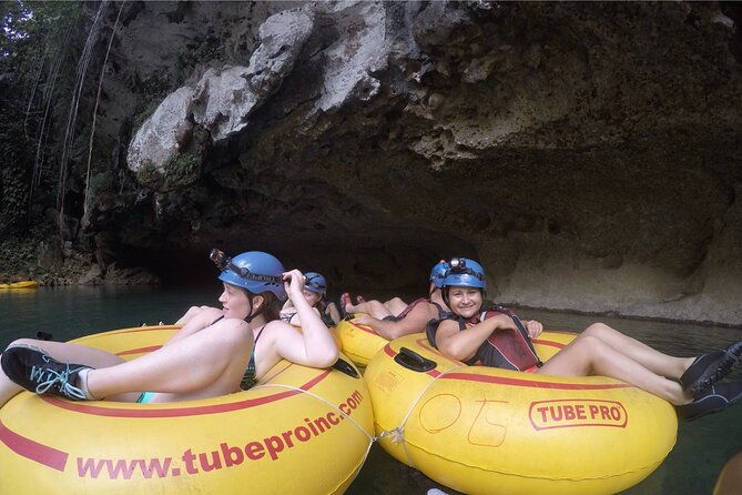 xunantunich-maya-temple-and-jungle-river-cave-tubing-combo-tour