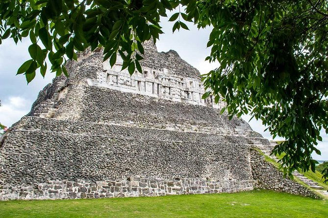 xunantunich-mayan-ruin-and-cave-tubing-from-belize-city