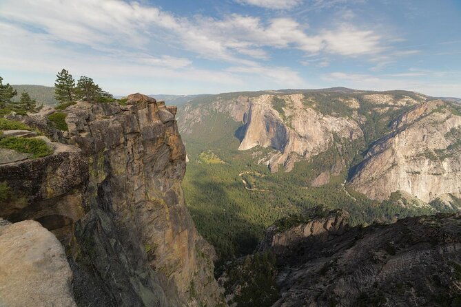 yosemite-hike-sentinel-dome-and-taft-point-from-glacier-point