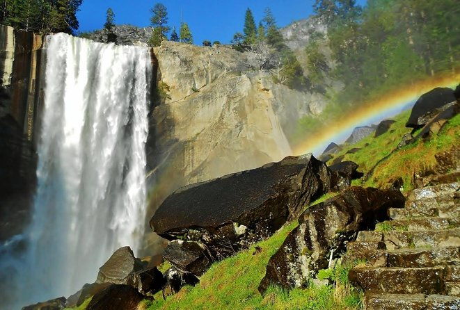 yosemite-mist-trail-and-nevada-fall-loop-private-day-hike-2