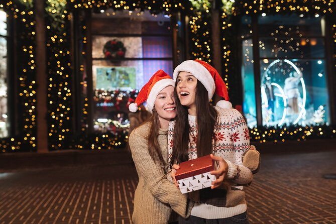 yuletide-charm-a-southern-christmas-journey-in-savannah