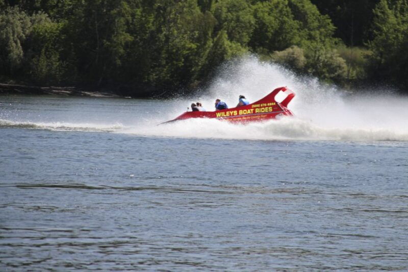 15-mile-adventure-boat-ride-3