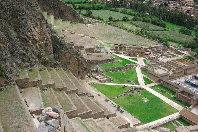 2-day-excursion-sacred-valley-and-machu-picchu-private-service