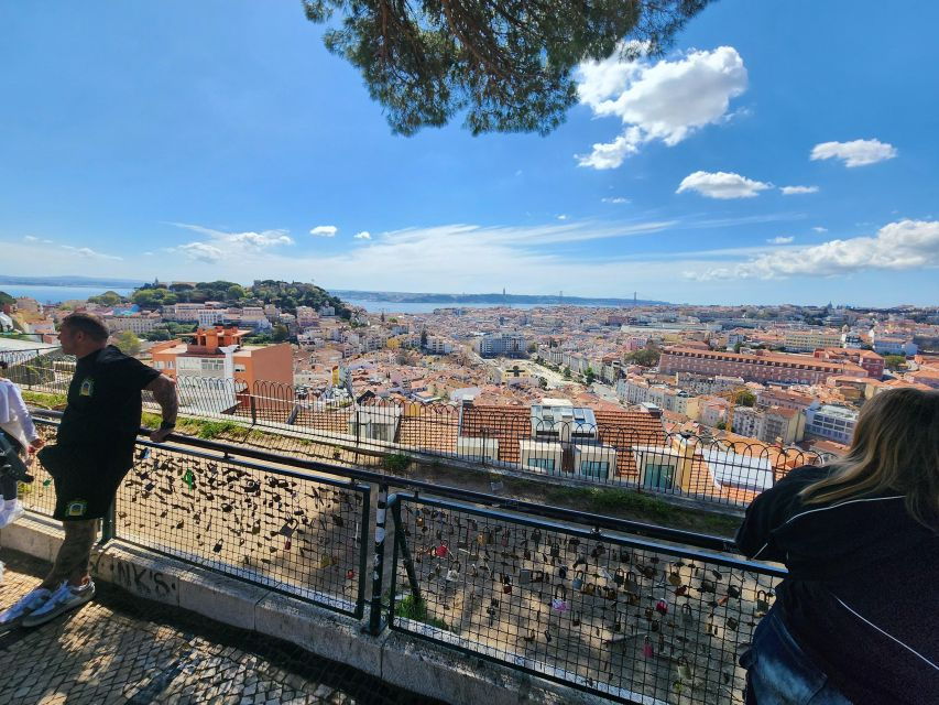 2-hour-private-tour-of-lisbon