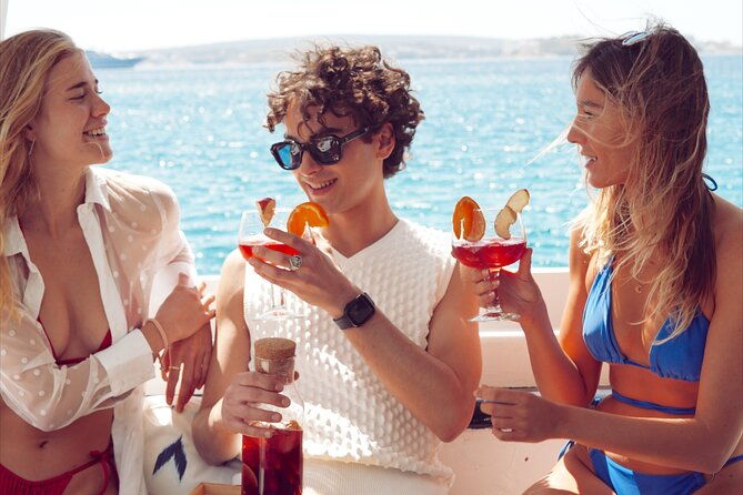 3-hour-boat-trip-at-sunset-in-the-bay-of-palma