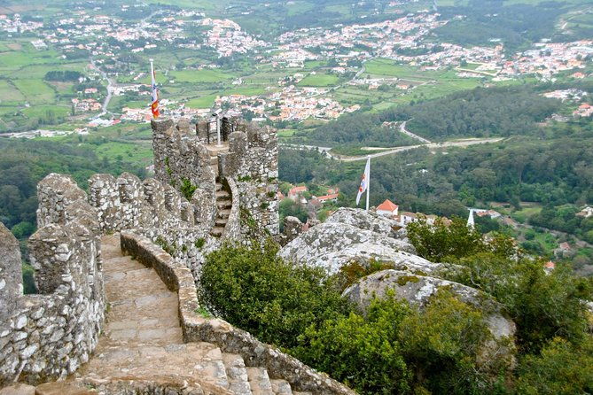 3-night-private-tour-of-lisbon-sintra-cascais-estoril-sesimbra-and-arrabida