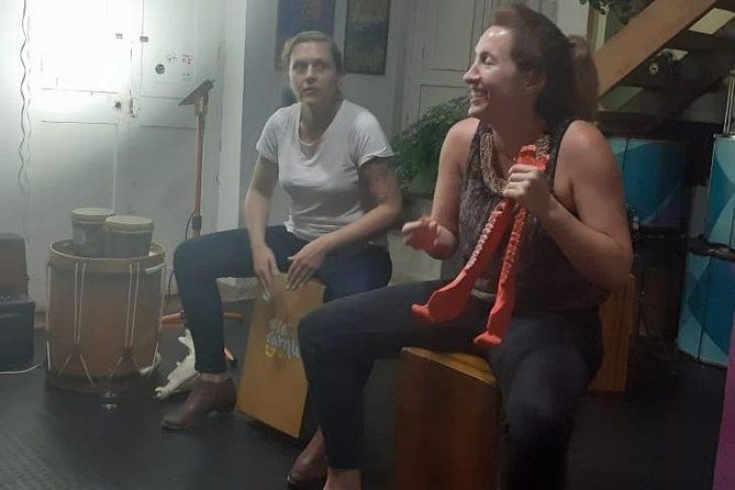 afro-peruvian-cajon-with-paloma-pereira