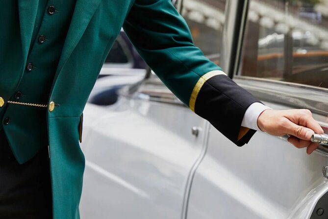 Airport Transfer From Seattle Airport to Hotels and Home