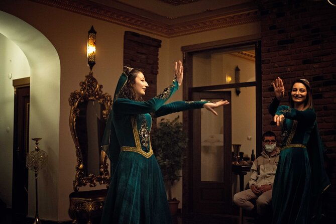 all-inclusive-private-guided-tour-of-kars-city