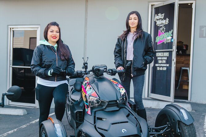 all-womens-red-rock-canyon-overlook-private-guided-trike-tour