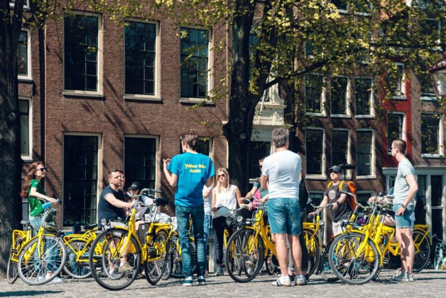 amsterdam-2-hour-city-highlights-guided-bike-tour