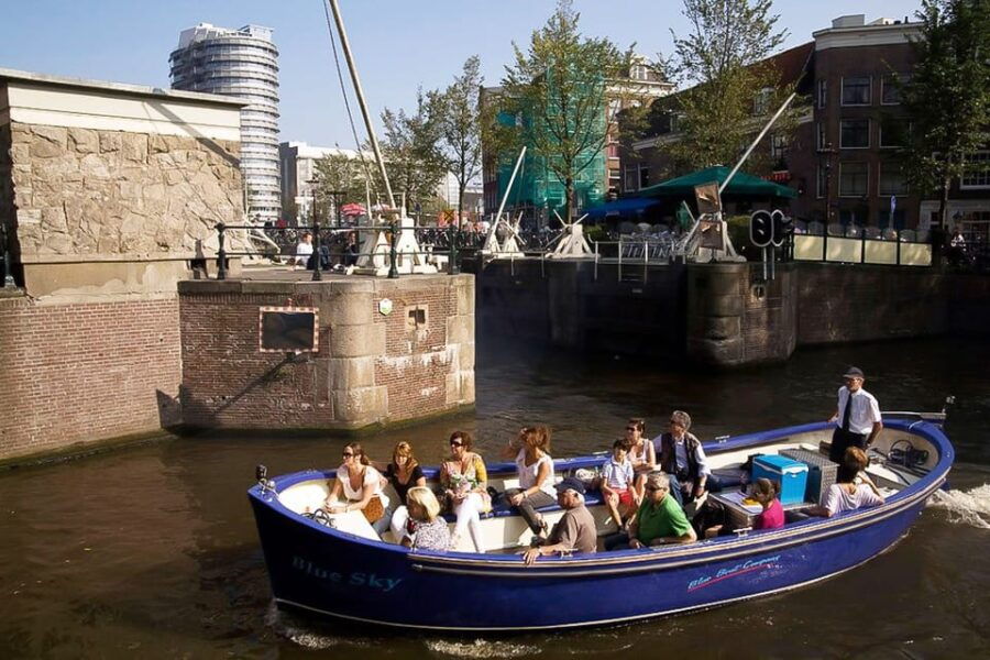 amsterdam-open-boat-canal-cruise