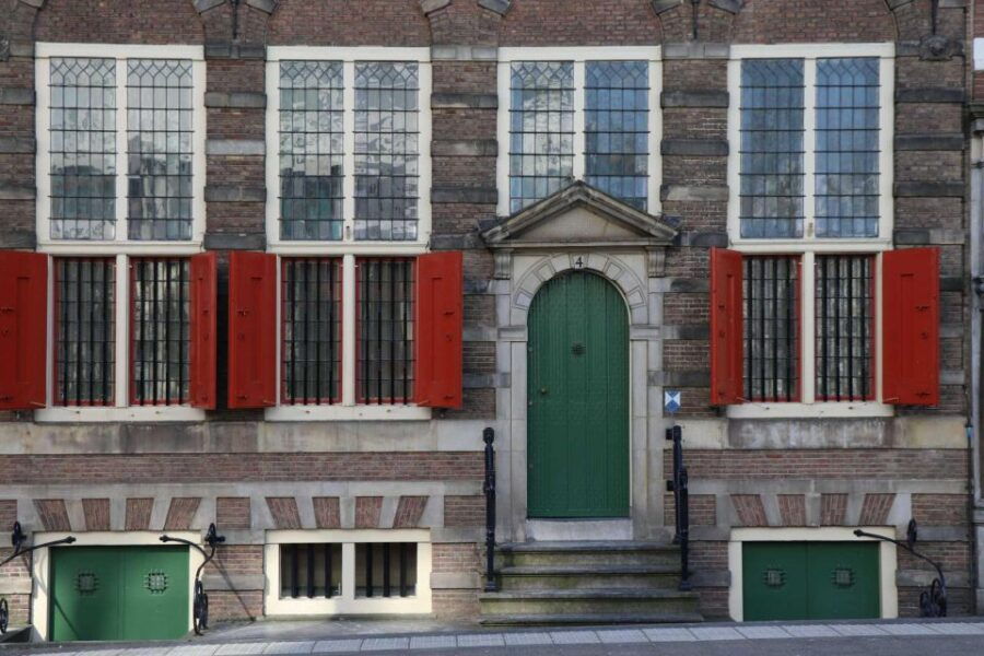 amsterdam-private-rembrandt-walking-tour-optional-museums
