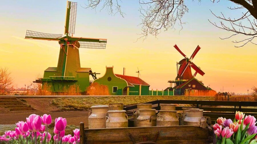 amsterdam-private-tour-giethoorn-zaanse-schans-local-guide