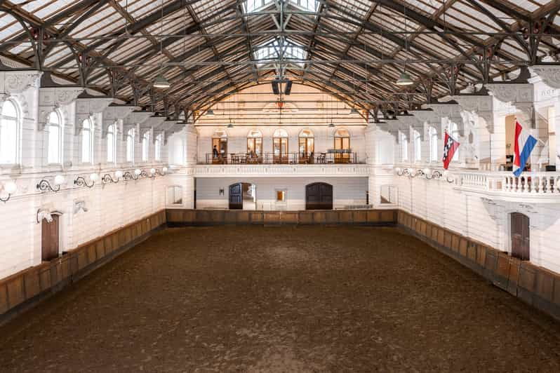 amsterdam-the-hollandsche-manege-stables-entry-ticket