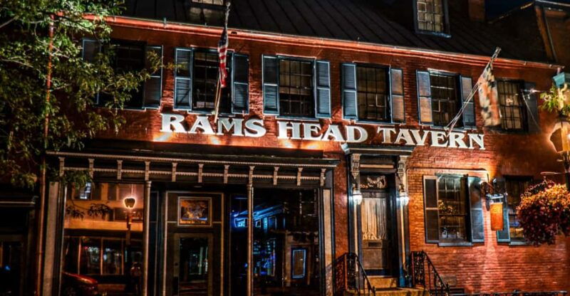 annapolis-ghosts-spirits-spirits-haunted-pub-crawl