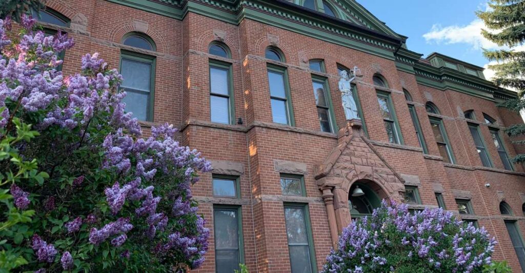 Aspen: From Past to Present History Walking Tour