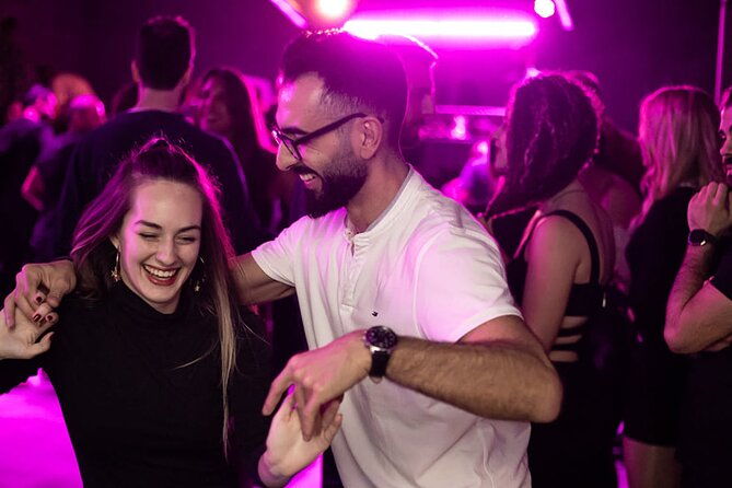 athens-salsa-lovers-dancing-experience