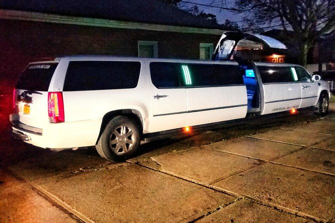 atlantic-city-trips-round-trip-from-nyc-area-in-cadillac-escalade-white