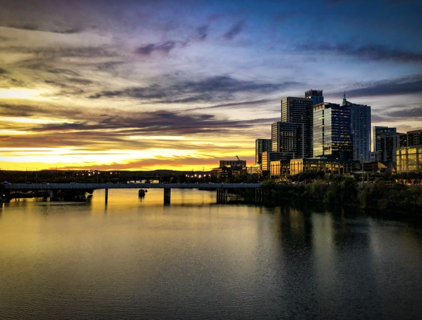 Austin: Sunset Boat Cruise With Bat Watching