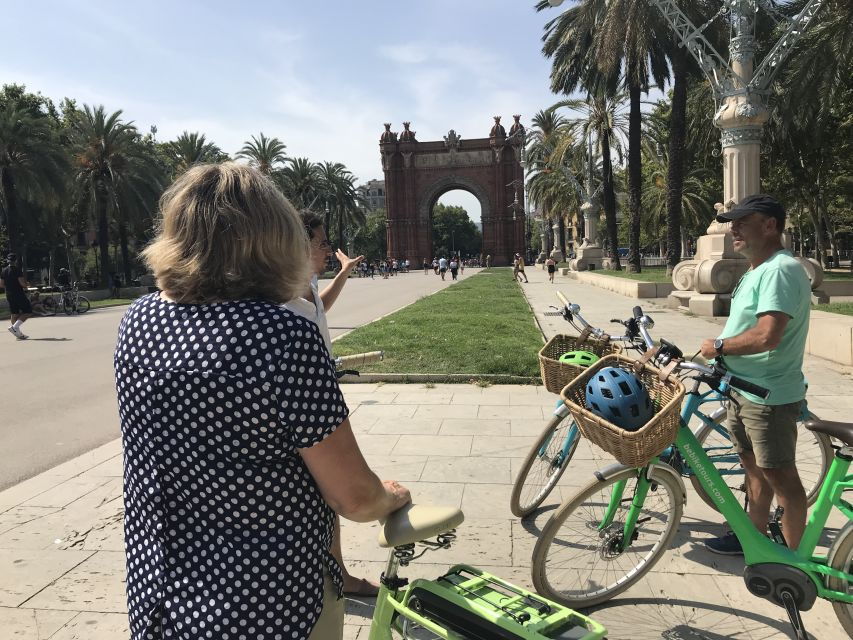 barcelona-1-5-hour-sightseeing-tour-by-electric-bike