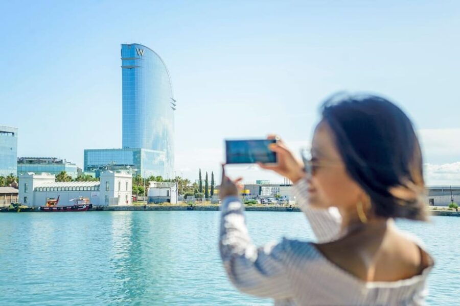 barcelona-360-flying-sailing-walking-guided-small-group