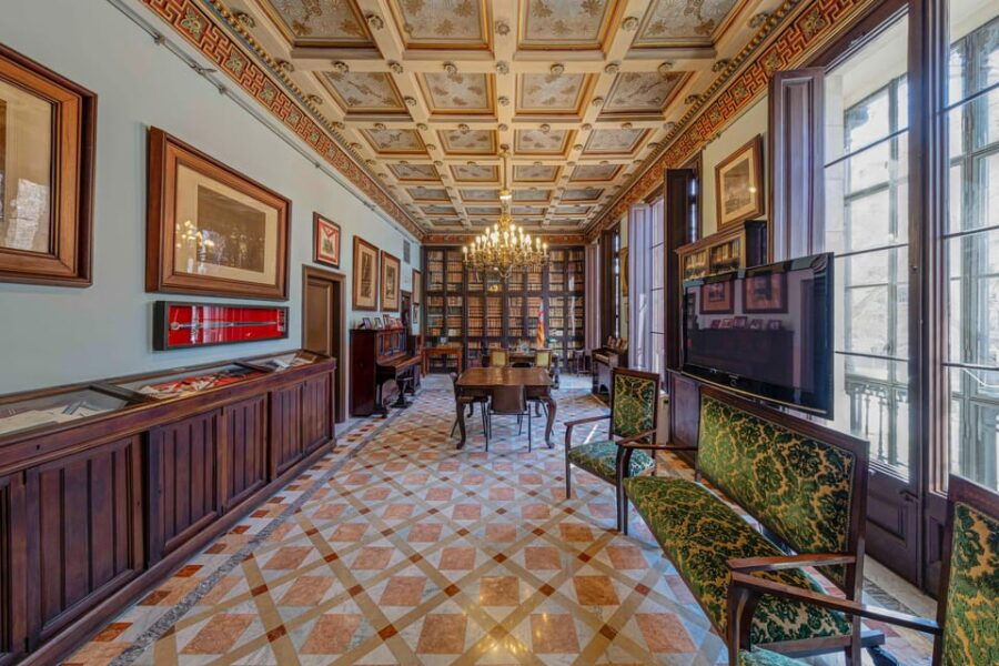 barcelona-arus-library-guided-tour