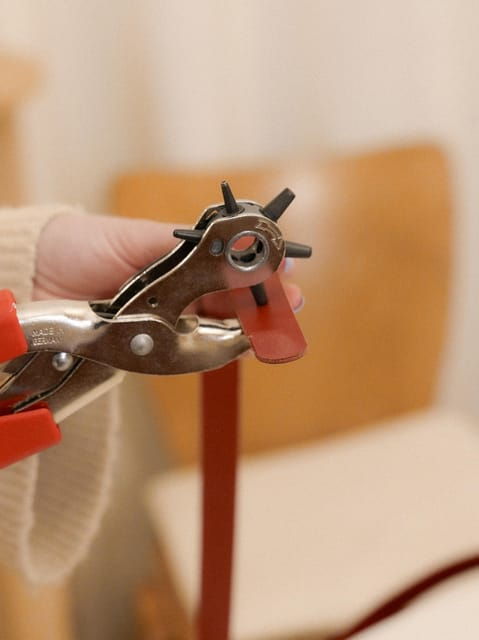 barcelona-craft-your-own-leather-bag-hands-on-workshop