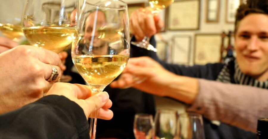 barcelona-evening-food-and-wine-tasting-tour