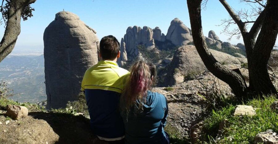 barcelona-half-day-montserrat-monastery-and-mountain-hike