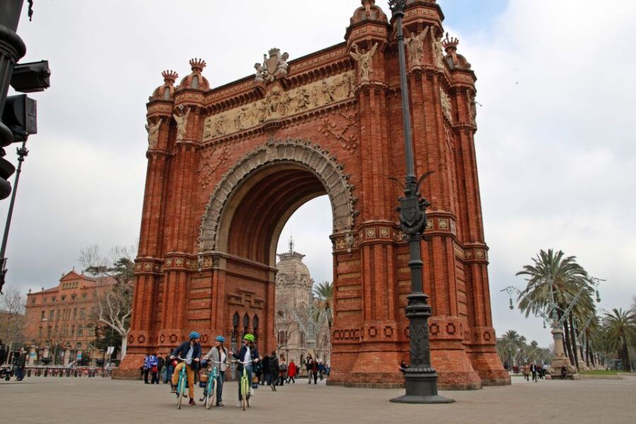 barcelona-montjuic-hill-e-bike-tour