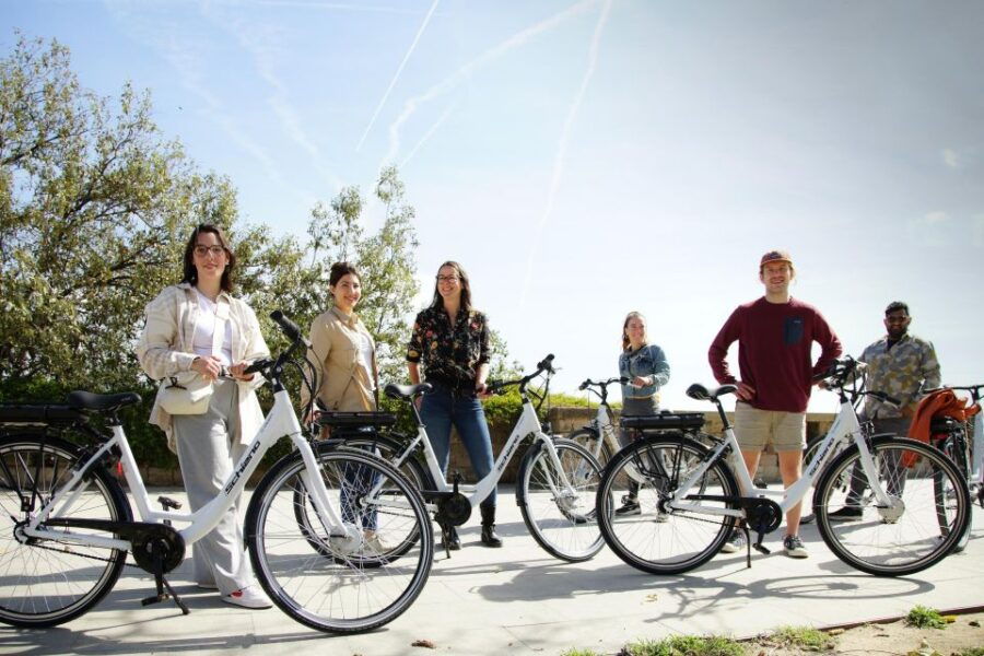 barcelona-photo-highlights-4h-small-group-ebike-tour